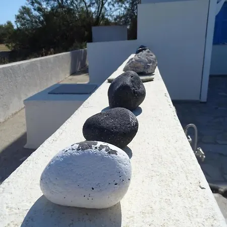 Splendid Santorini Bella House 3 Bedrooms Private Terrace And Beautiful Sea Views * Monolithos